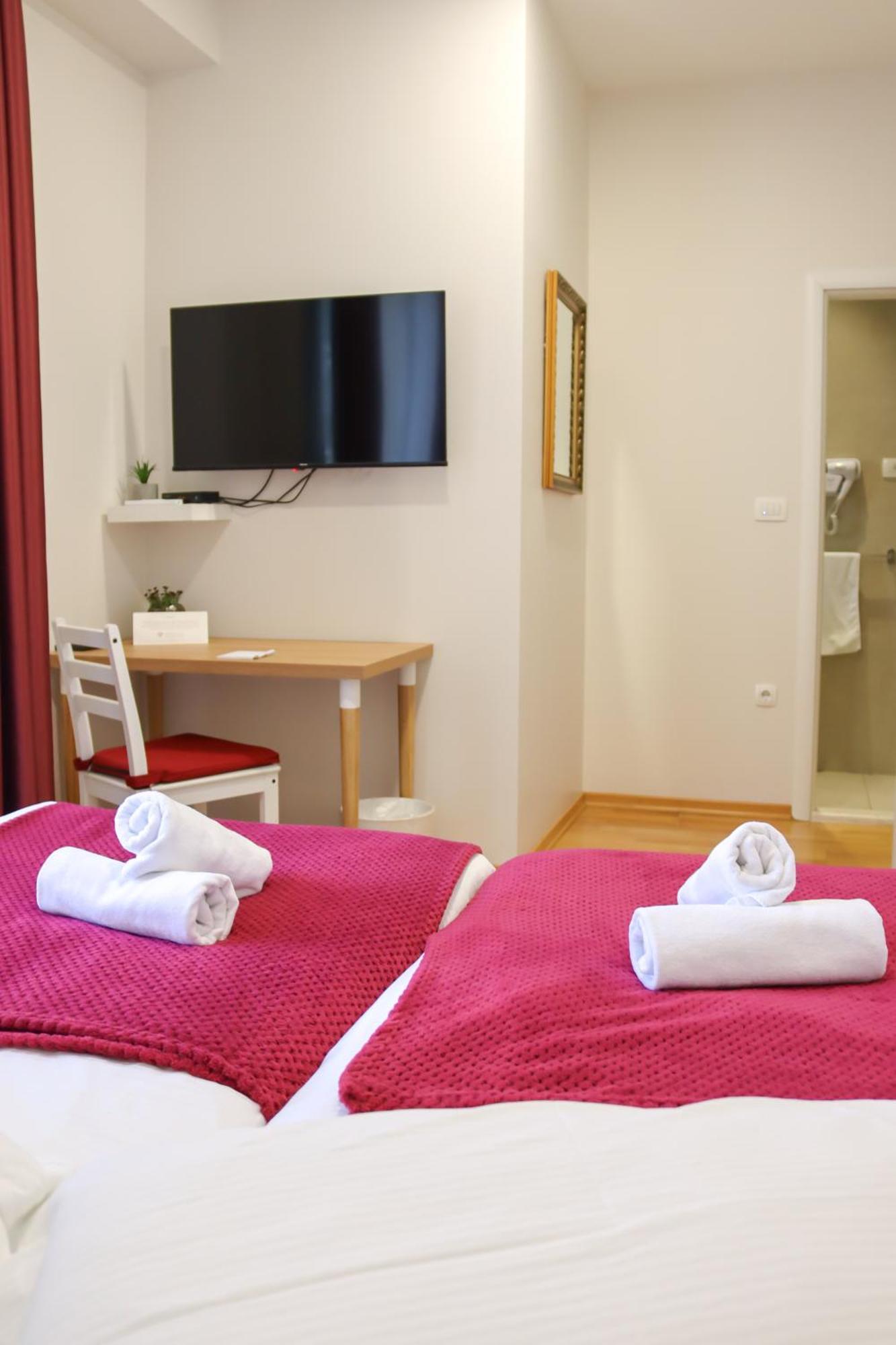 Boutique Hostel Livia Metkovic Exterior photo